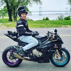 Meet your Posher, Jonathan